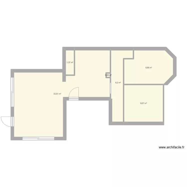 madeleine base. Plan de 6  et 61 m²