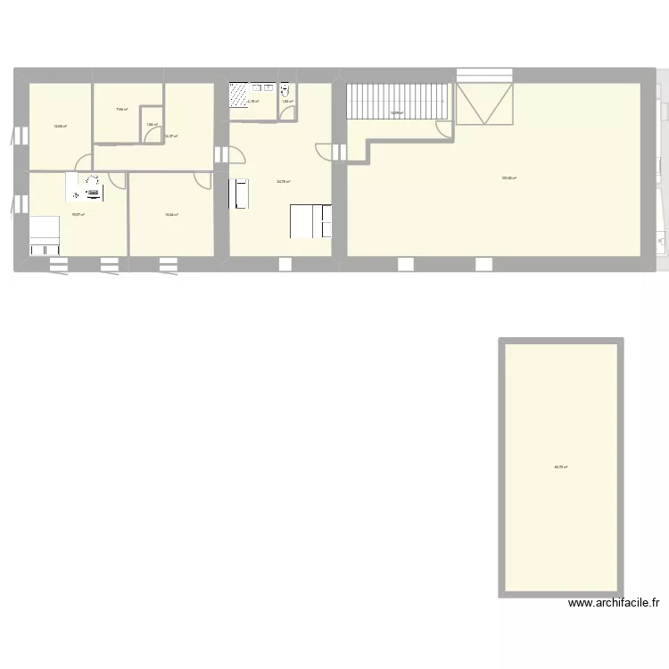 Saint Privat d\'Allier janvier 2026. Plan de 25  et 585 m²