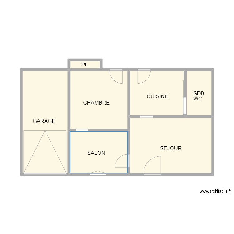 NIMES RDC. Plan de 7 pièces et 41 m2
