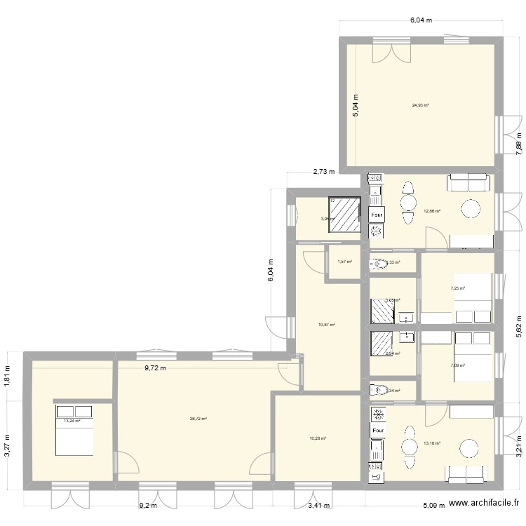 container. Plan de 11 pièces et 119 m2