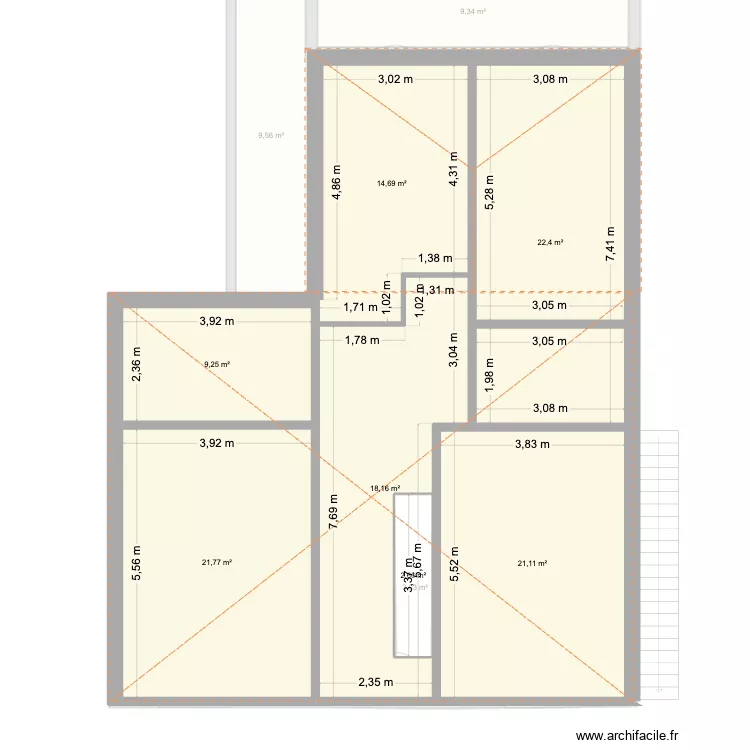 desperet 3 niveaux. Plan de 13  et 251 m²