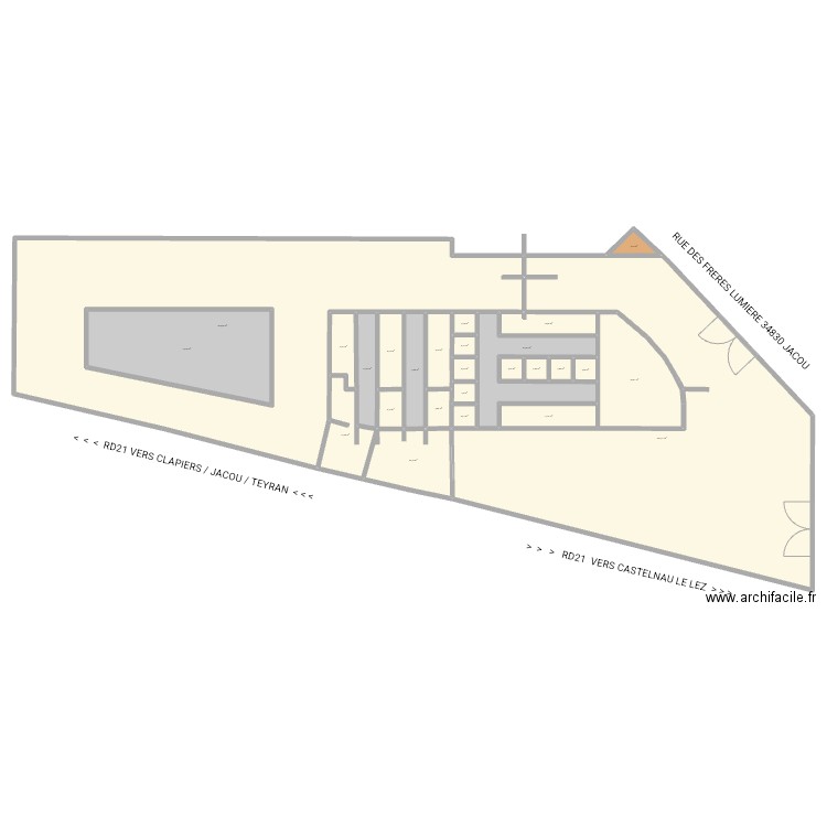 3010 BROQUANTE. Plan de 26 pièces et 1003 m2