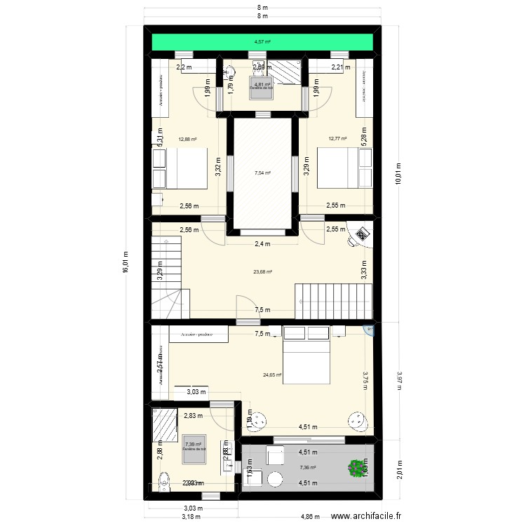 primer piso symetrico. Plan de 9 pièces et 106 m2