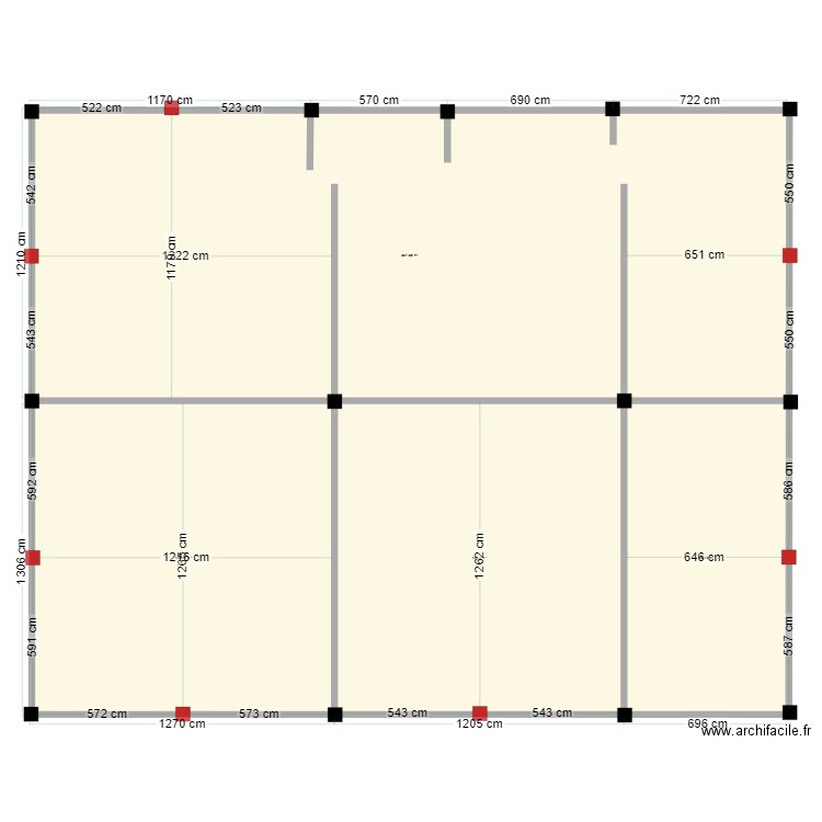 nouvelles semelles. Plan de 4 pièces et 766 m2