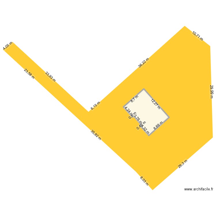 Plan de masse cadastre. Plan de 1 pièce et 105 m2