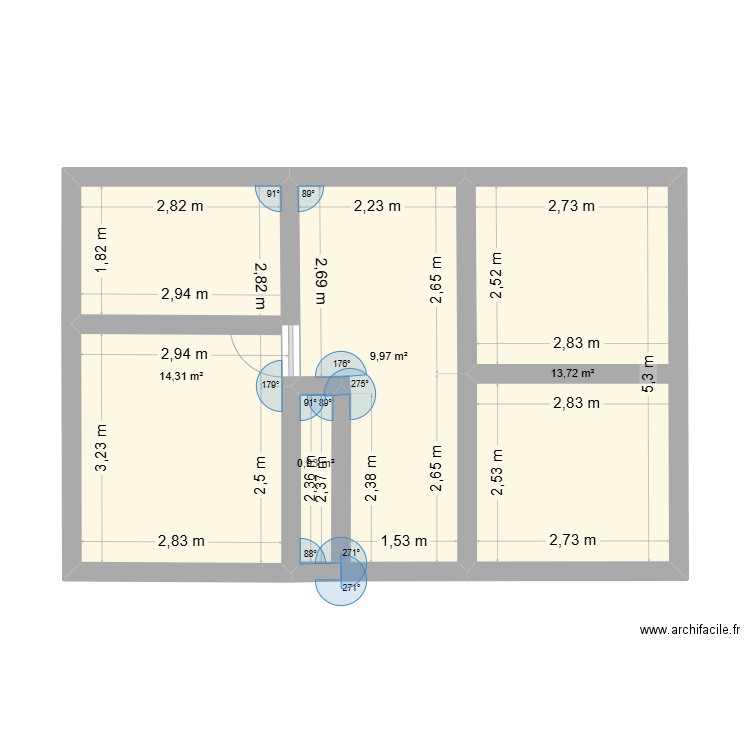 bagnoles. Plan de 4 pièces et 39 m2