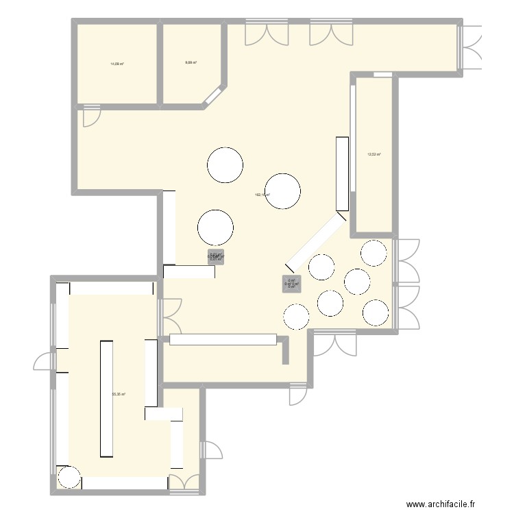 Marché de Noël 2026. Plan de 13 pièces et 255 m2