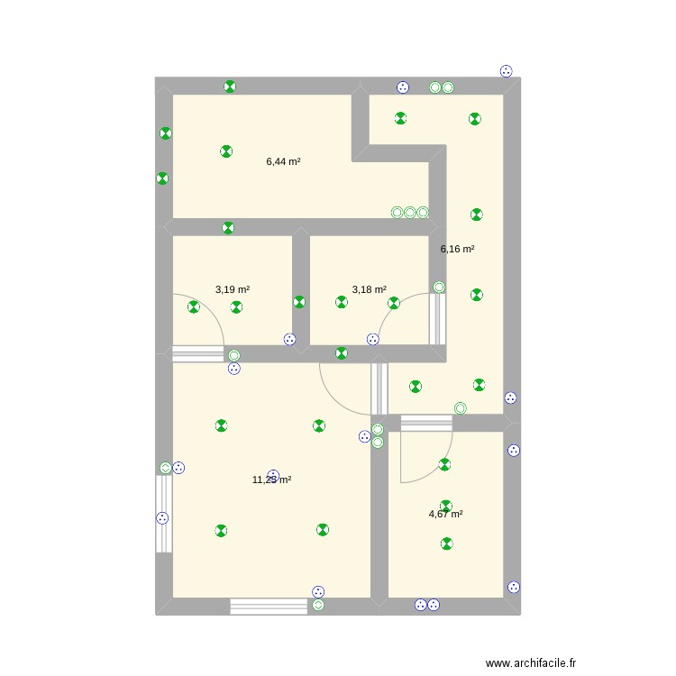 chambre naomie et salle de bain. Plan de 6 pièces et 35 m2
