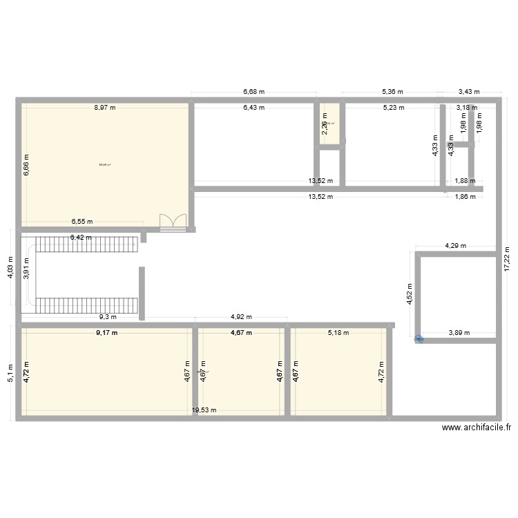 MAMOUR NDOM. Plan de 4 pièces et 152 m2