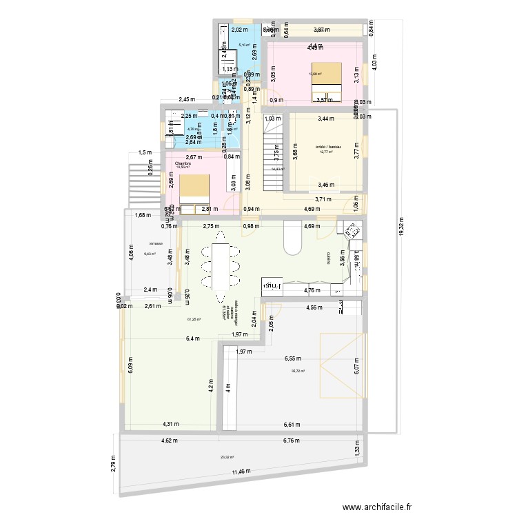 lafat avec terrasse couverte 2. Plan de 14 pièces et 197 m2