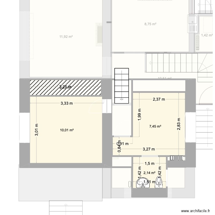 Vielle étages. Plan de 19 pièces et 153 m2