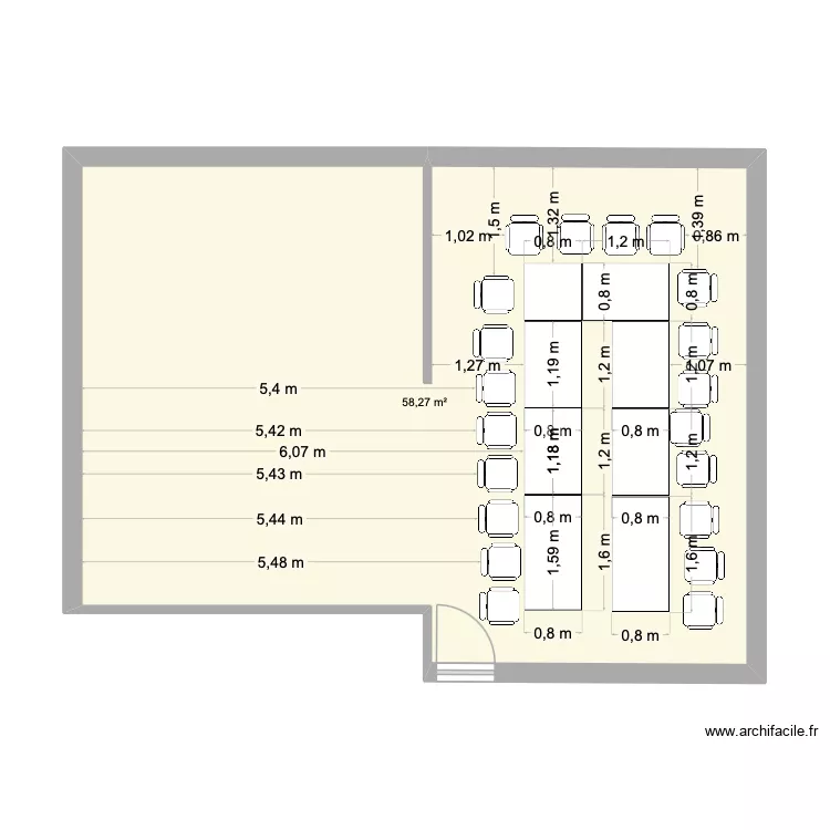 bureau 4,35 X 6,85. Plan de 1 pièce et 58 m²