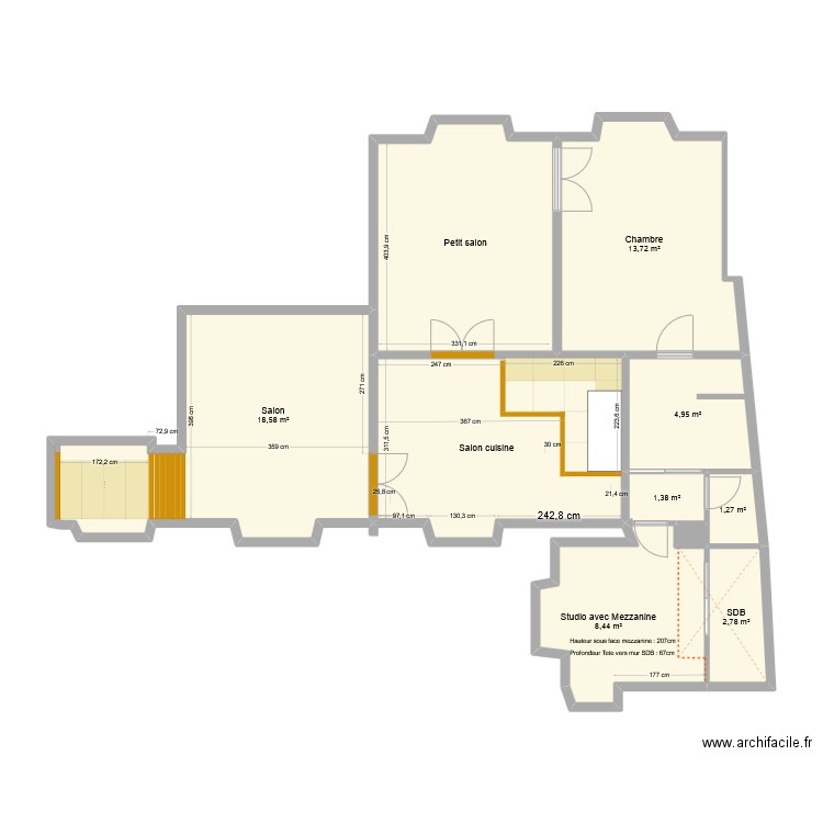 4 Férou Calepinage parquet. Plan de 10 pièces et 81 m2