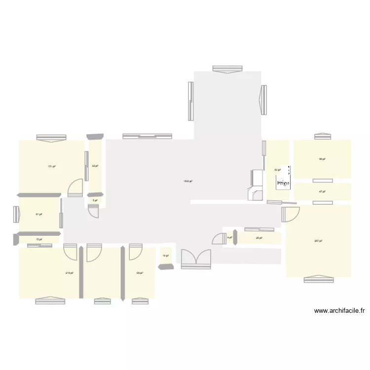 loup. Plan de 15  et 189 m²