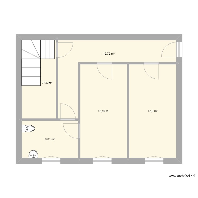 CARVALHO étage existant gauche. Plan de 5 pièces et 49 m2