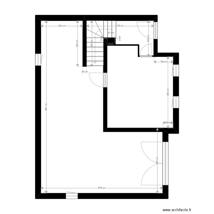 BRET. Plan de 11 pièces et 133 m2