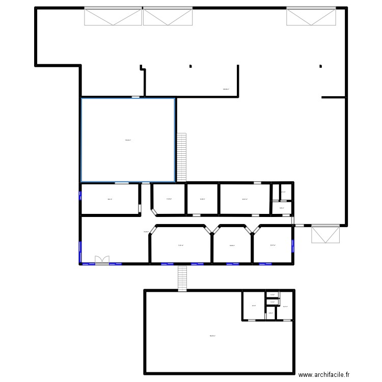 AVS. Plan de 18 pièces et 1154 m2