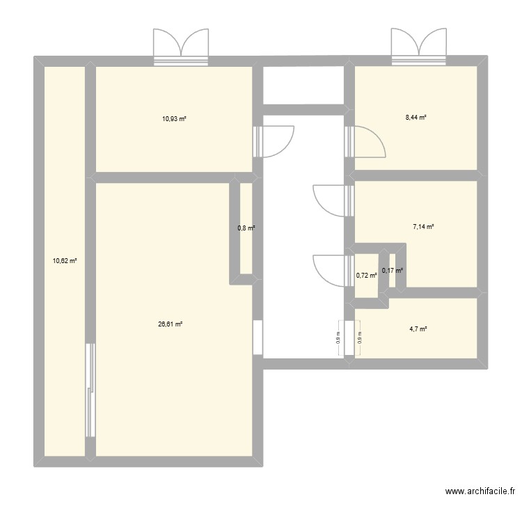Nansouille. Plan de 9 pièces et 70 m2