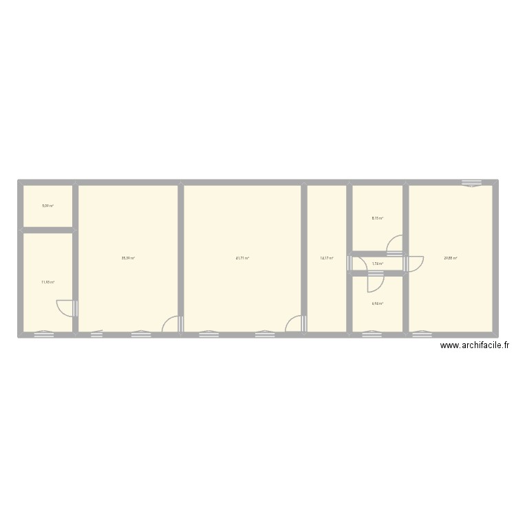 Plan actuelle vierge. Plan de 9 pièces et 155 m2