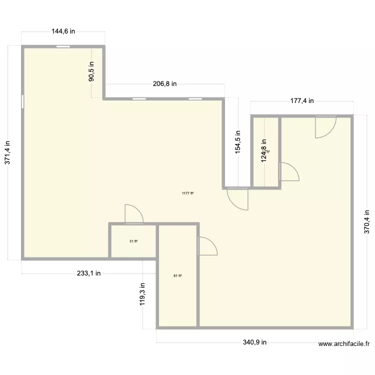 Mr. Jeff Smith. Plan de 4  et 123 m²