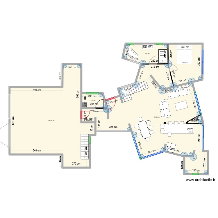Maison Daix. Plan de 5 pièces et 161 m2