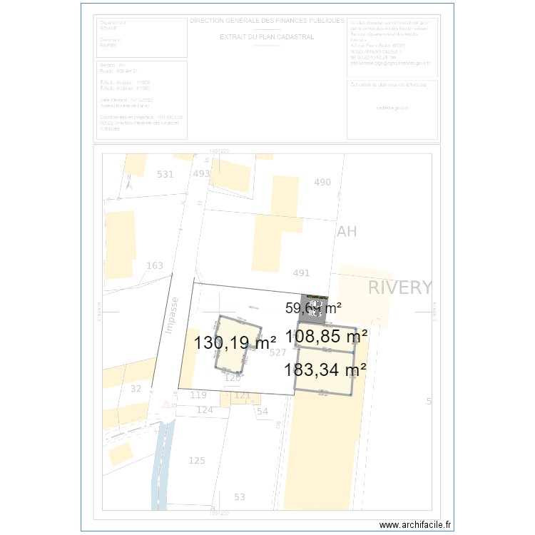 Cadastre. Plan de 3 pièces et 422 m2