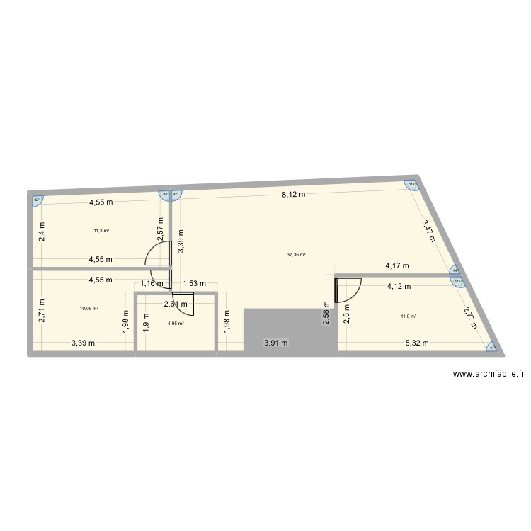 1er etage. Plan de 5 pièces et 75 m2