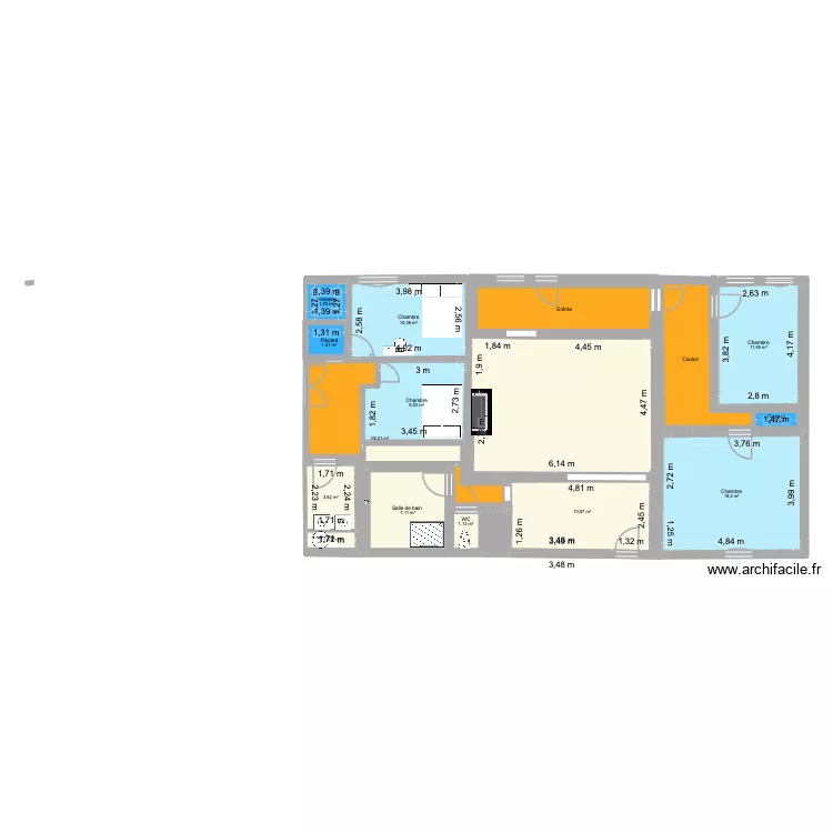 MAISON. Plan de 18  et 135 m²