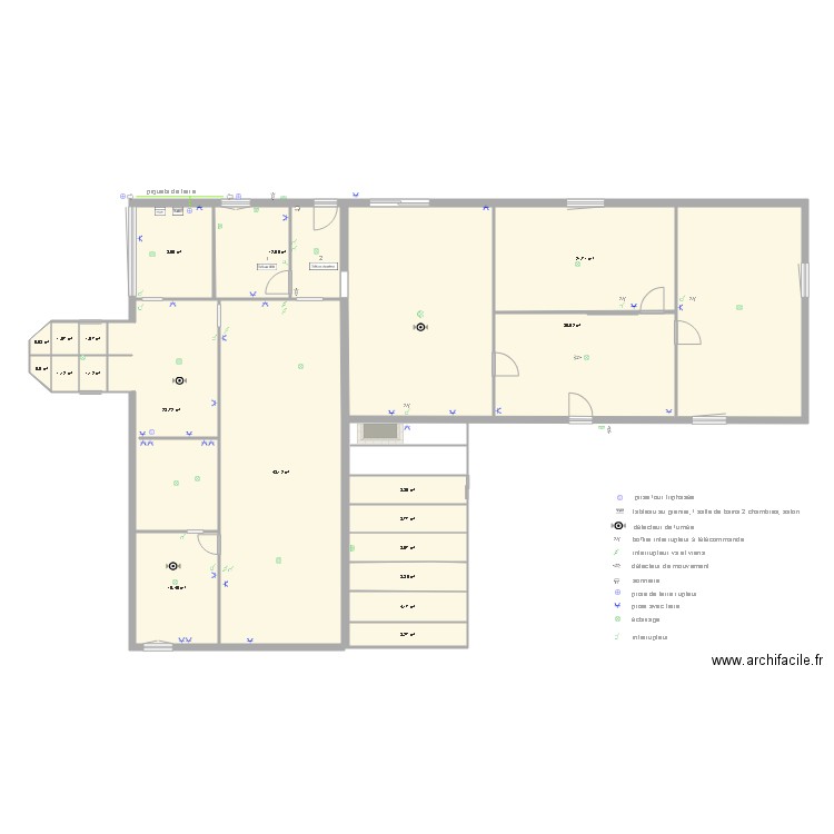 schéma électricité maison implantation. Plan de 19 pièces et 240 m2