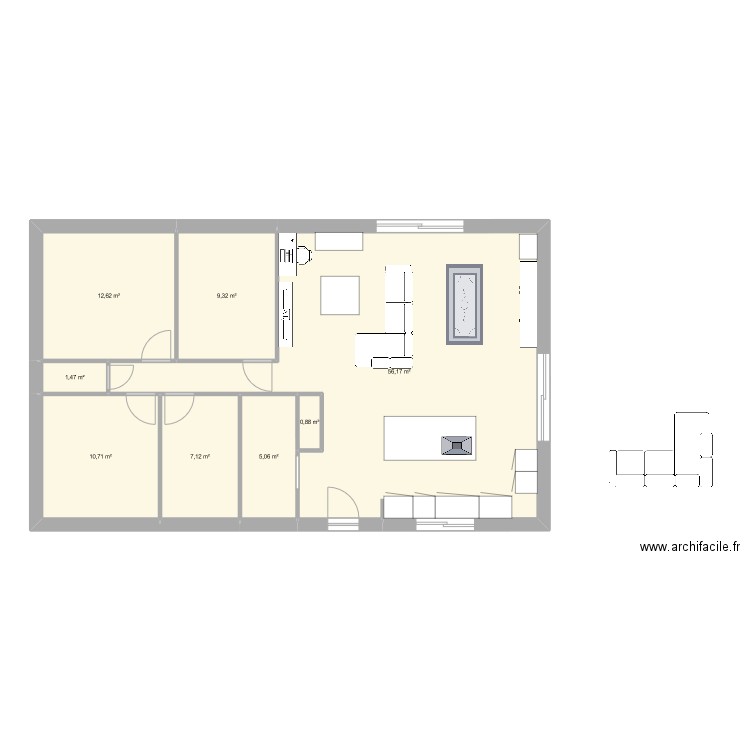 salon à gauche. Plan de 0 pièce et 0 m2