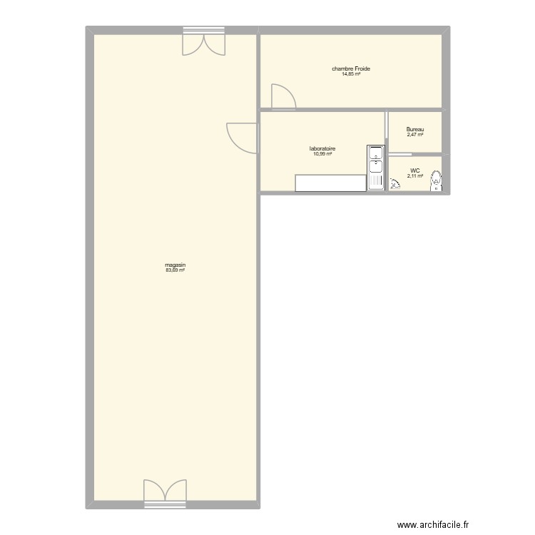 LOCAL. Plan de 5 pièces et 114 m2