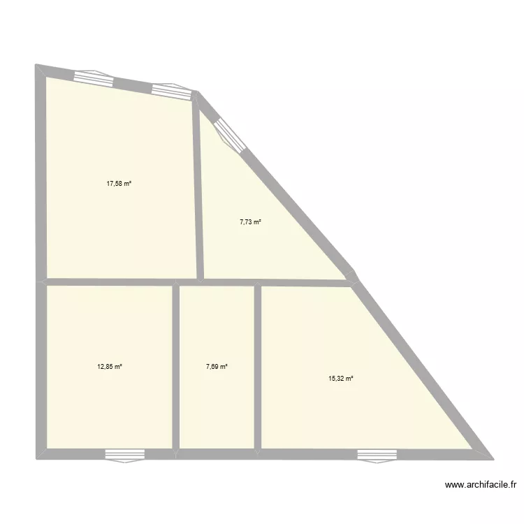 kerk. Plan de 5  et 61 m²