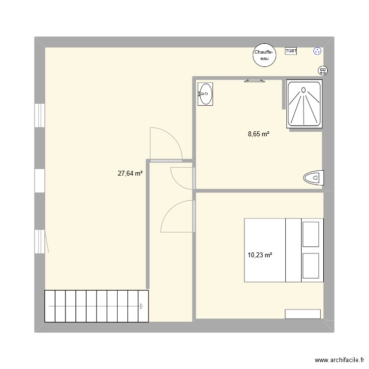 bas. Plan de 3 pièces et 47 m2