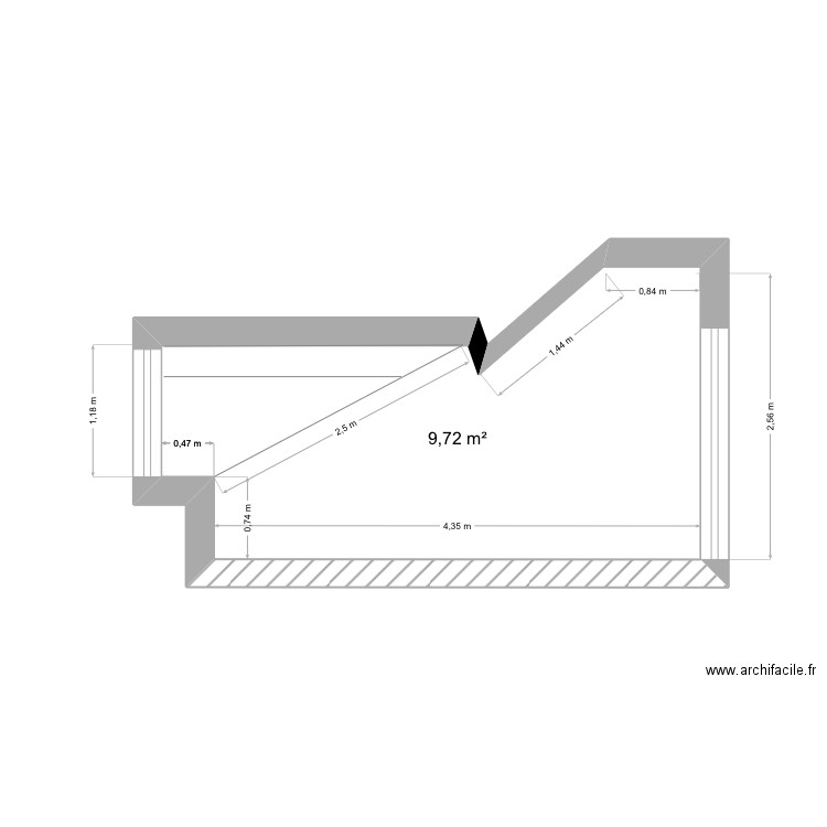 Coupe. Plan de 1 pièce et 10 m2