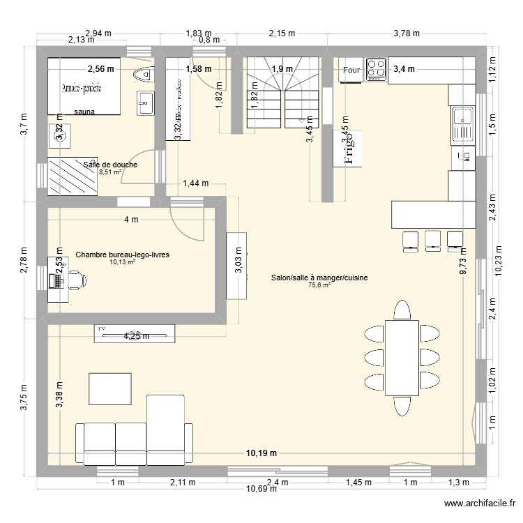 Rez-de-chauss&eacute;e. Plan de 0 pièce et 0 m2