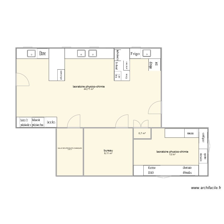 labo. Plan de 5 pièces et 72 m2
