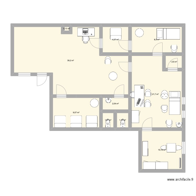 cabinet. Plan de 11 pièces et 99 m2