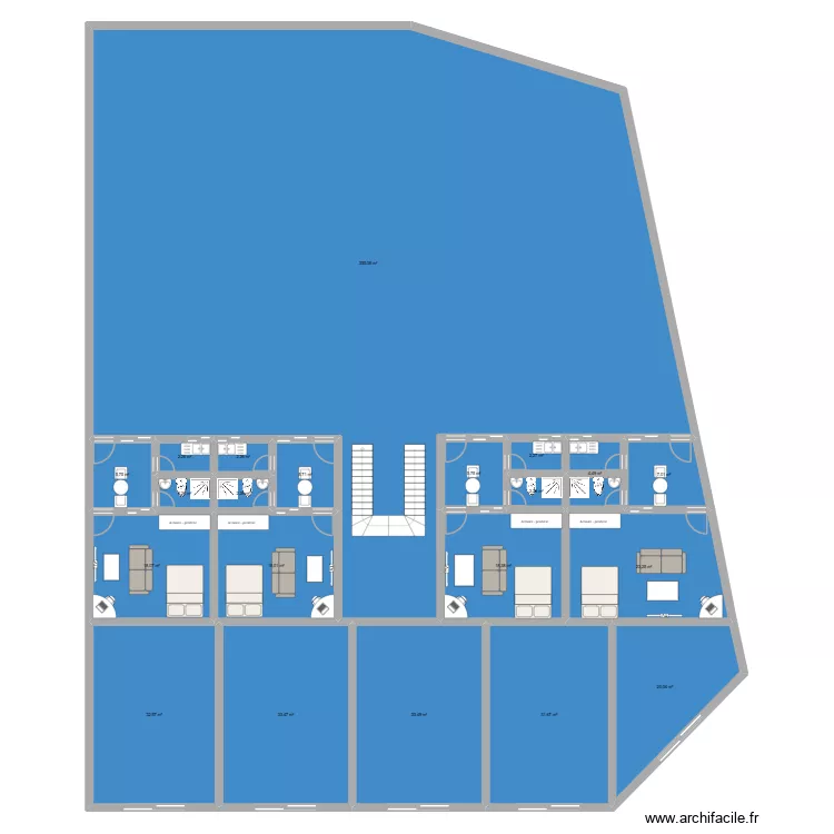 Ebimpe Magasin + R+4. Plan de 21 et 621 m² Ebimpe Magasin + R+4. Plan de 21 et 621 m²