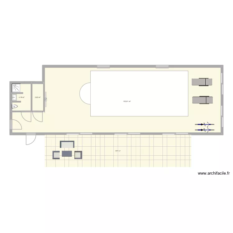 Piscine. Plan de 3 et 110 m² Piscine. Plan de 3 et 110 m²