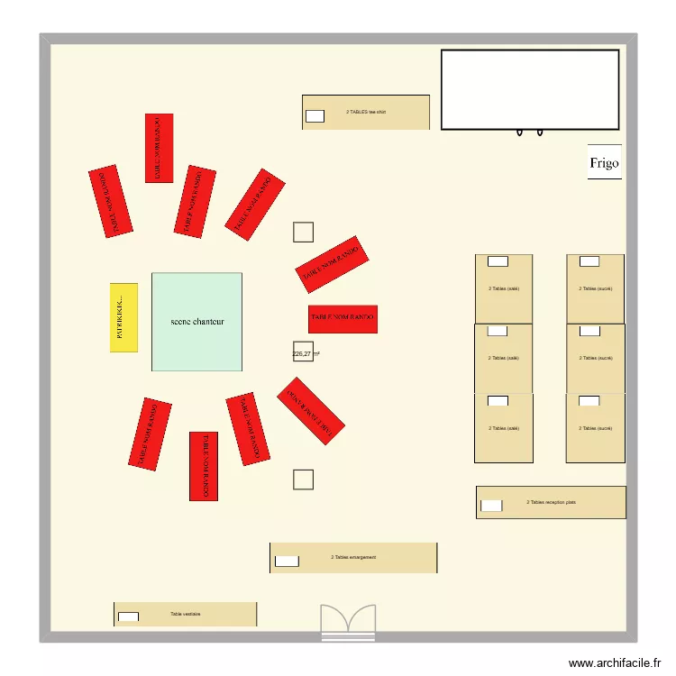 SALLE CASCADE noel 2025. Plan de 1  et 226 m²