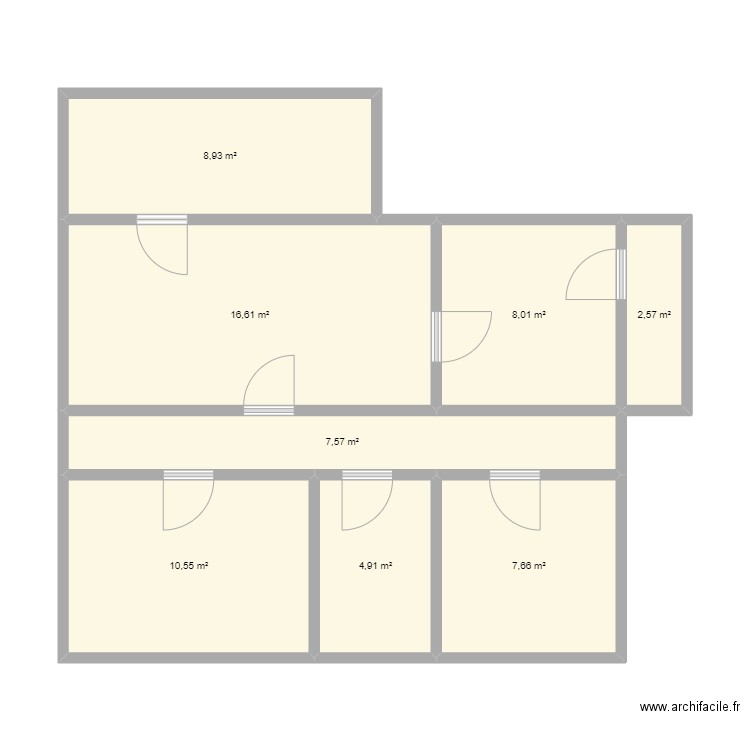 maison B. Plan de 8 pièces et 67 m2