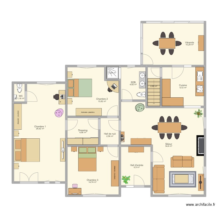 Village. Plan de 13 pièces et 141 m2