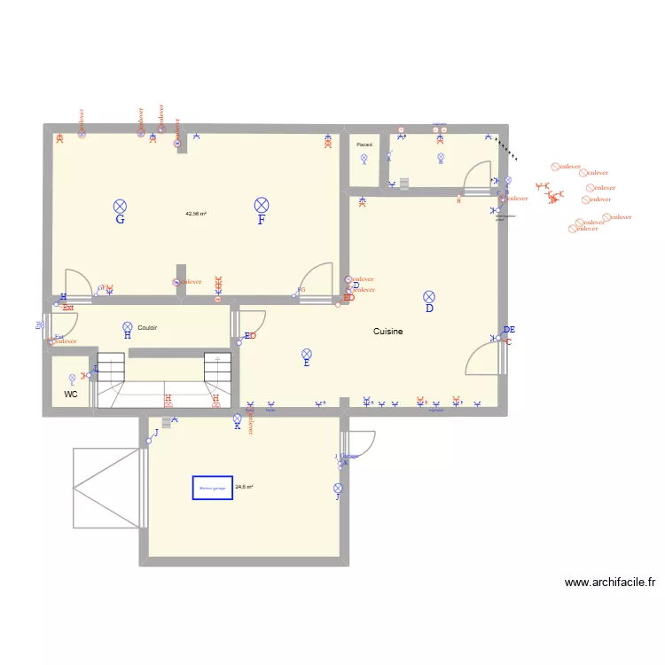 RDC. Plan de 7  et 129 m²