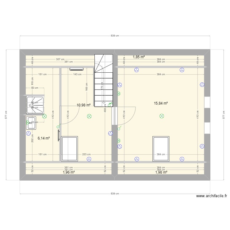 comble. Plan de 6 pièces et 39 m2