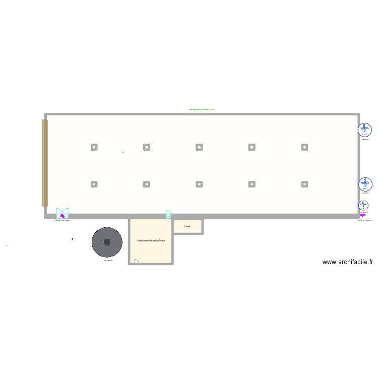 travail. Plan de 13 pièces et 1205 m2