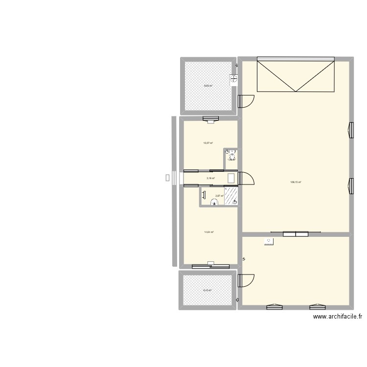 atelier. Plan de 8 pièces et 154 m2