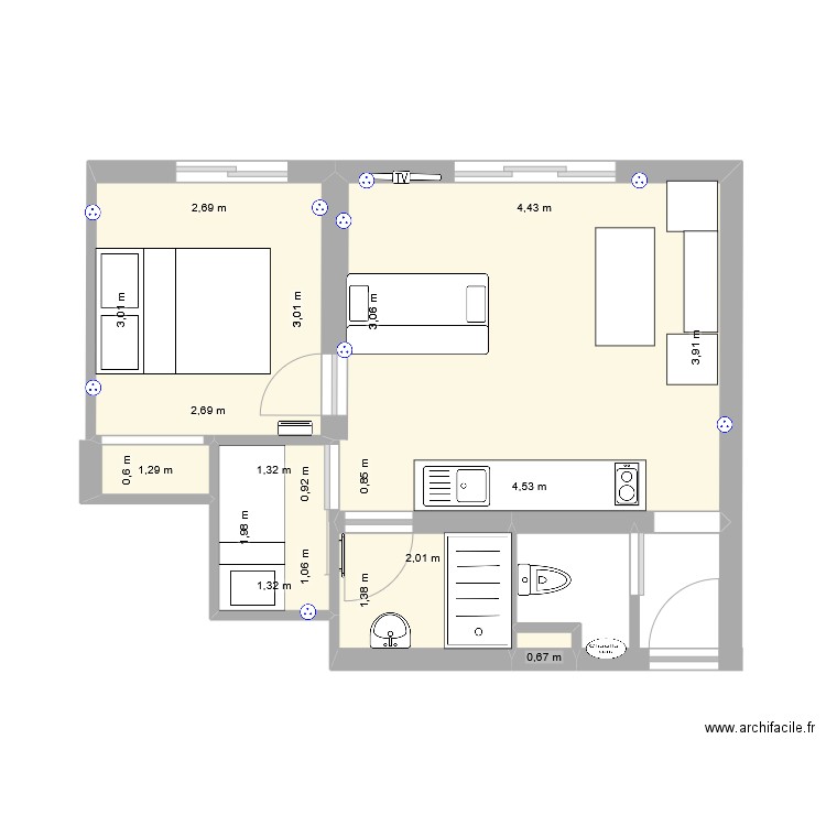 SalonAllosPrises. Plan de 6 pièces et 32 m2