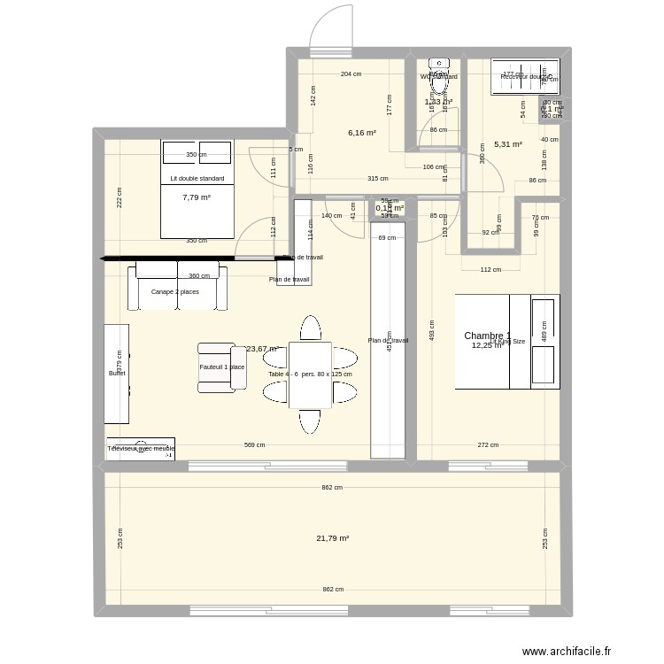 Golfe 4. Plan de 9 pièces et 79 m2