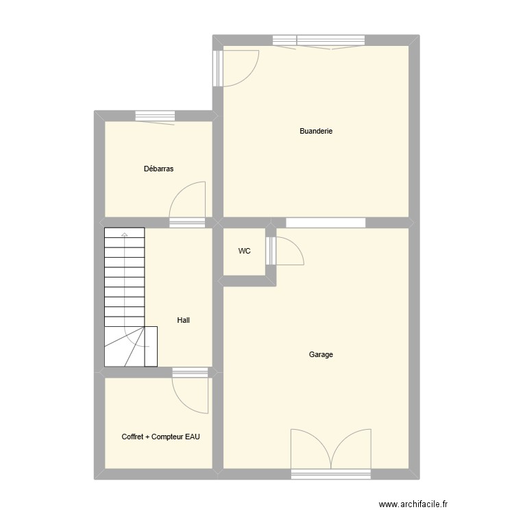 Sous-Sol. Plan de 6 pièces et 70 m2