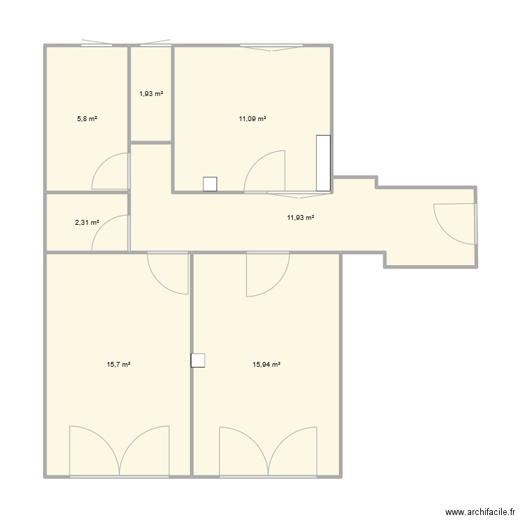 rdc. Plan de 7 pièces et 65 m2